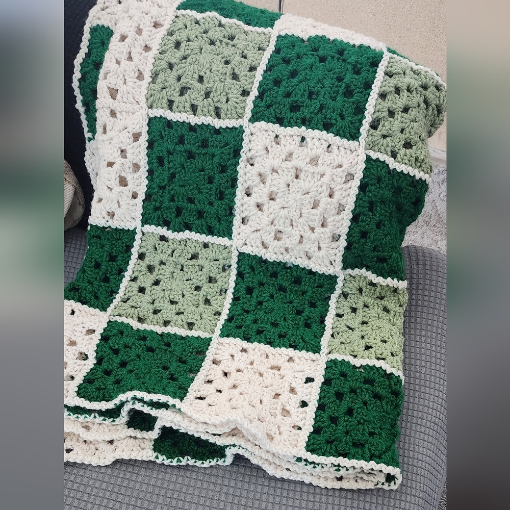 Green Throw Blanket